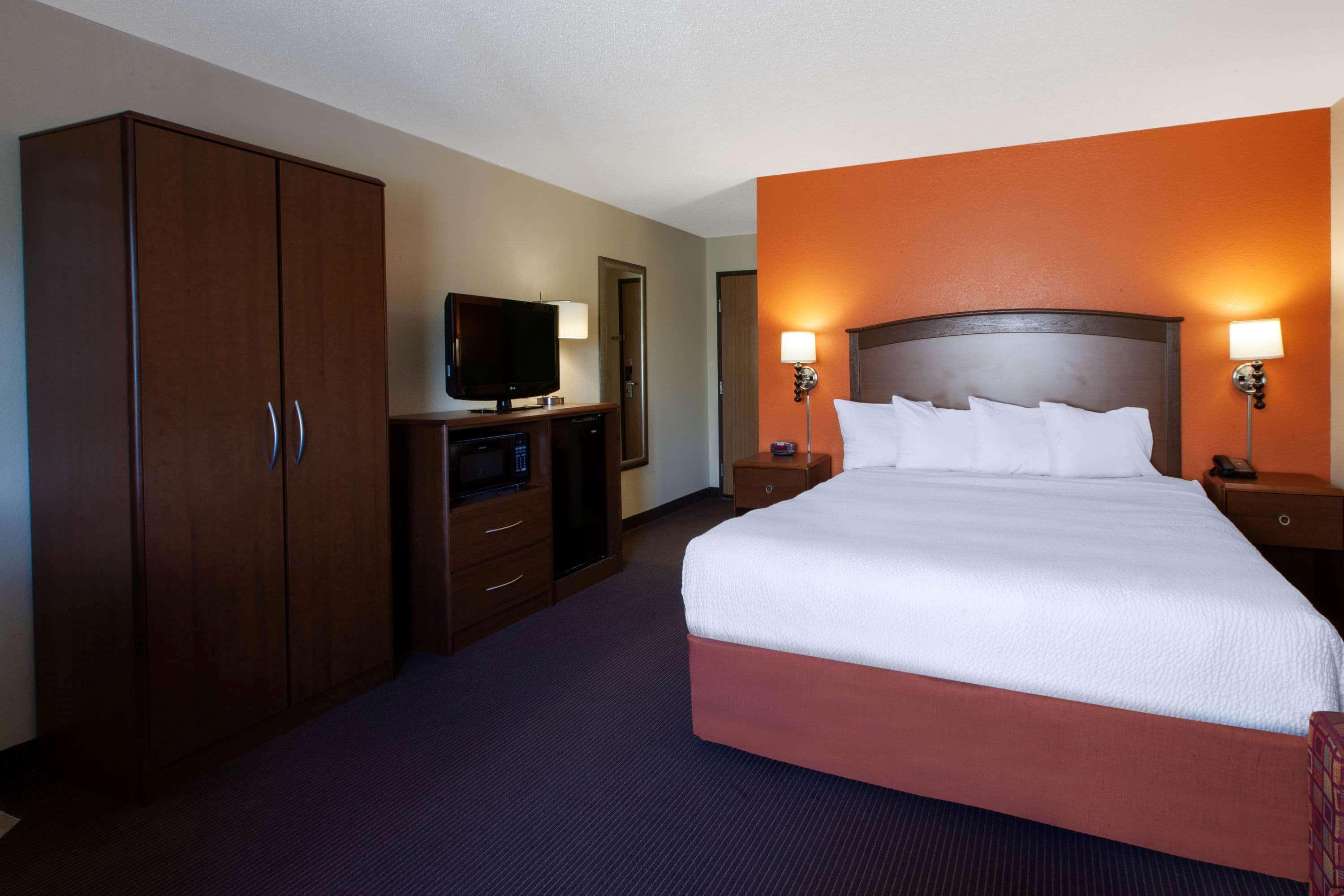 Americinn By Wyndham Iron River מראה חיצוני תמונה