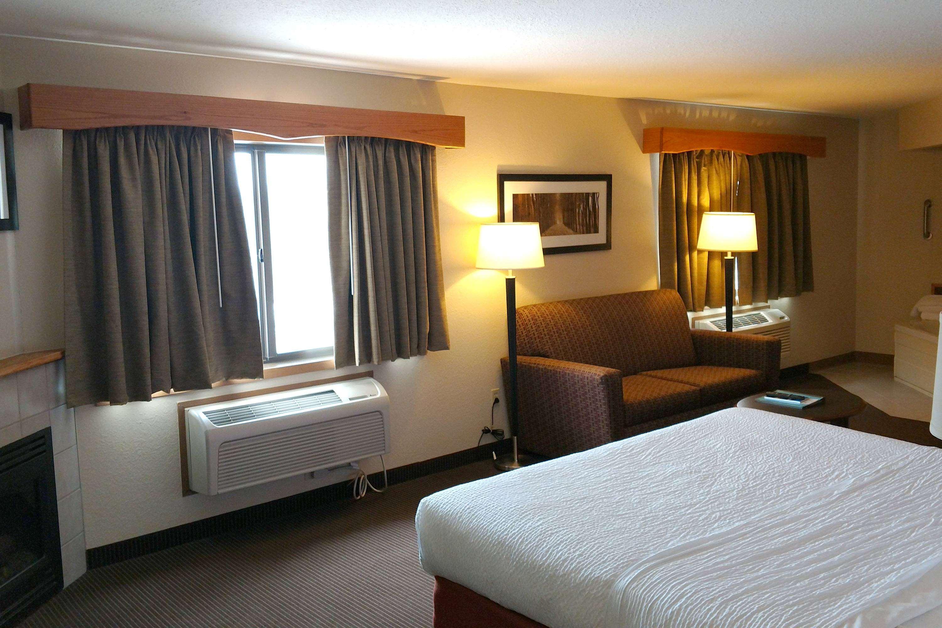 Americinn By Wyndham Iron River מראה חיצוני תמונה