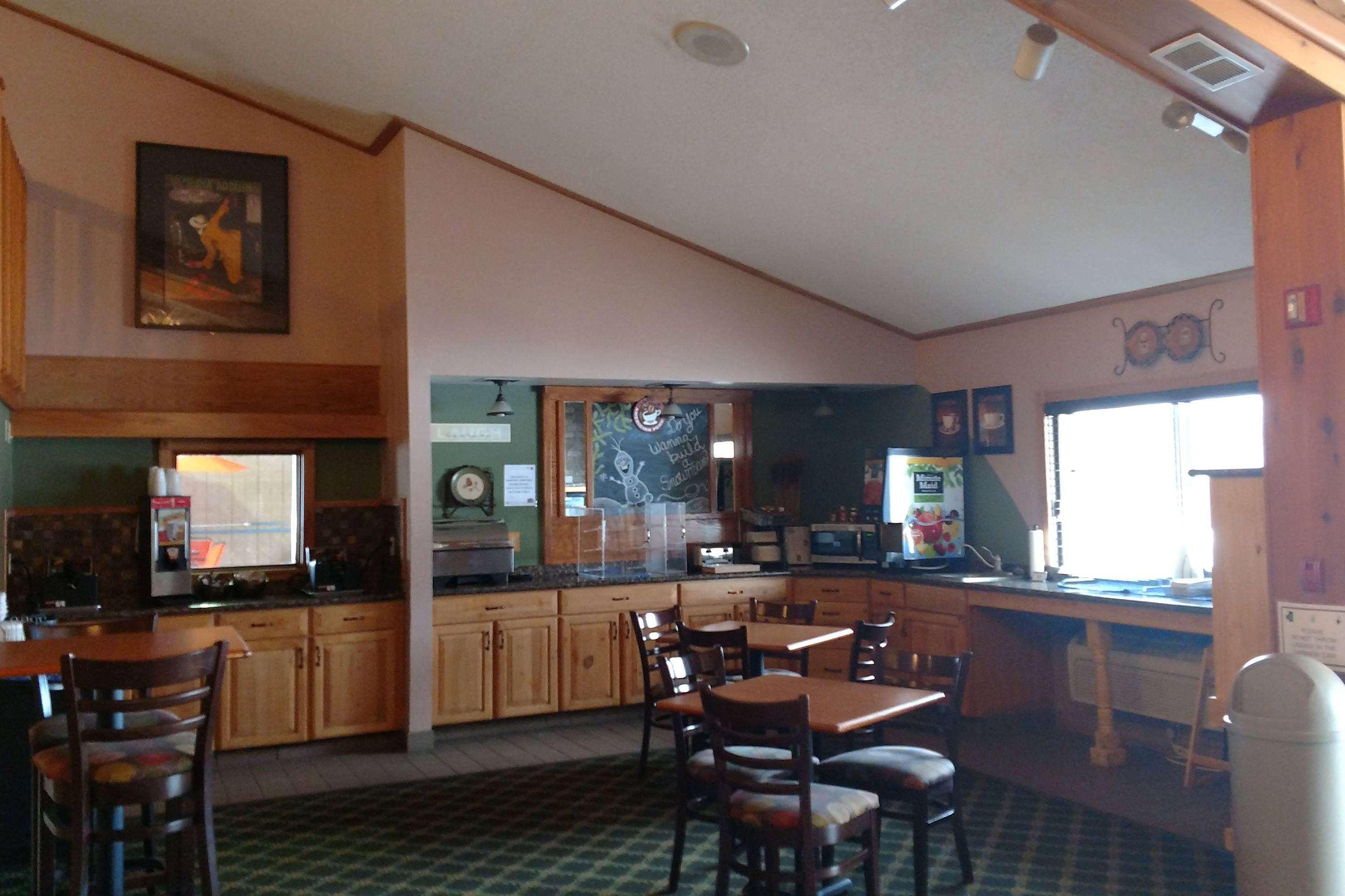 Americinn By Wyndham Iron River מראה חיצוני תמונה