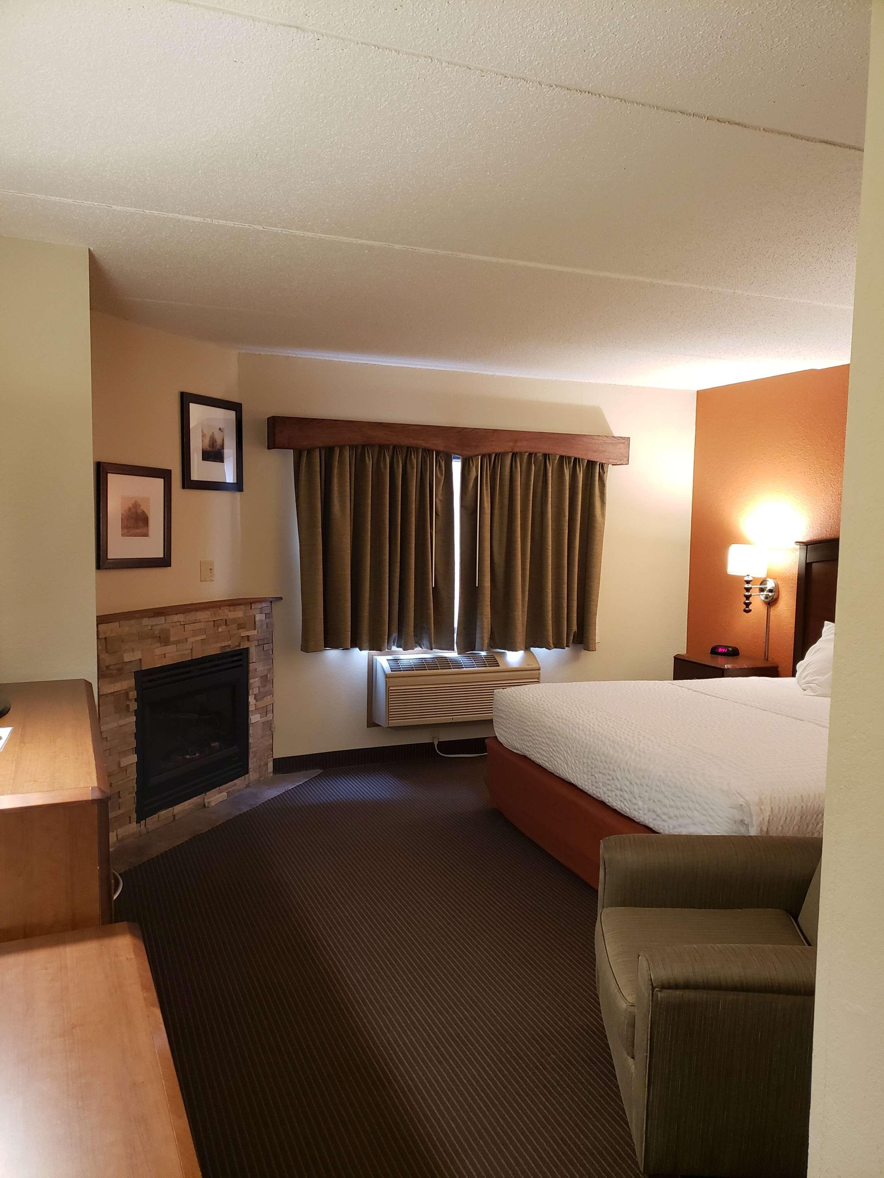 Americinn By Wyndham Iron River מראה חיצוני תמונה