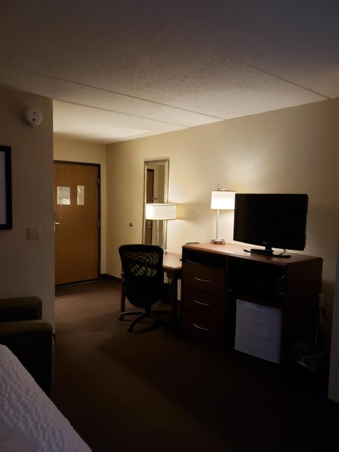 Americinn By Wyndham Iron River מראה חיצוני תמונה