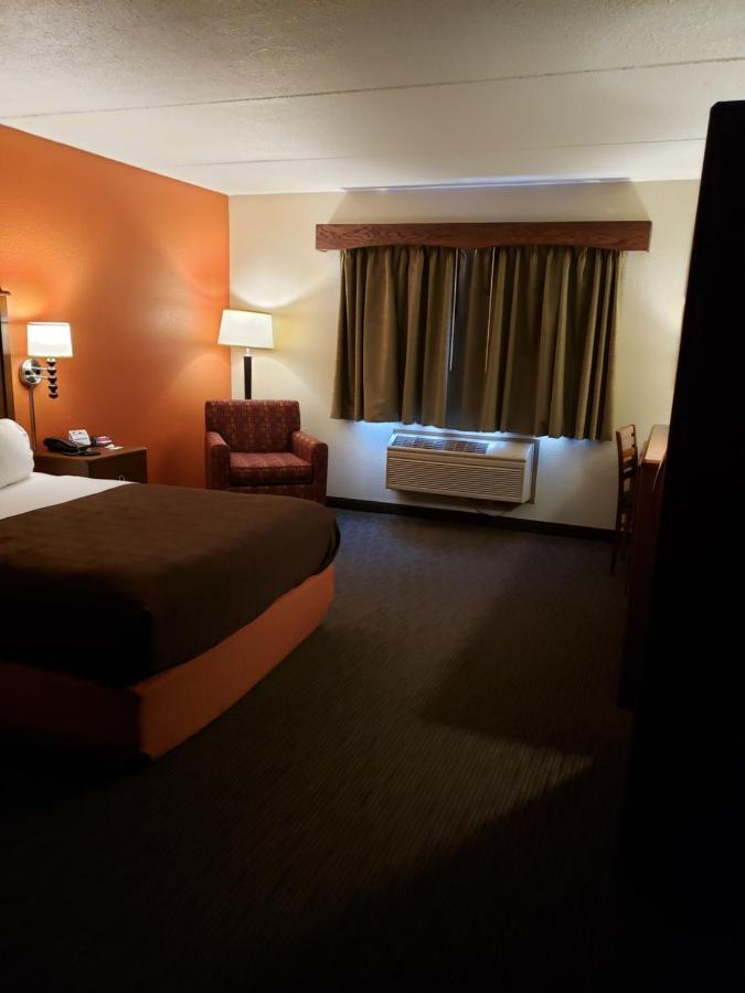 Americinn By Wyndham Iron River מראה חיצוני תמונה
